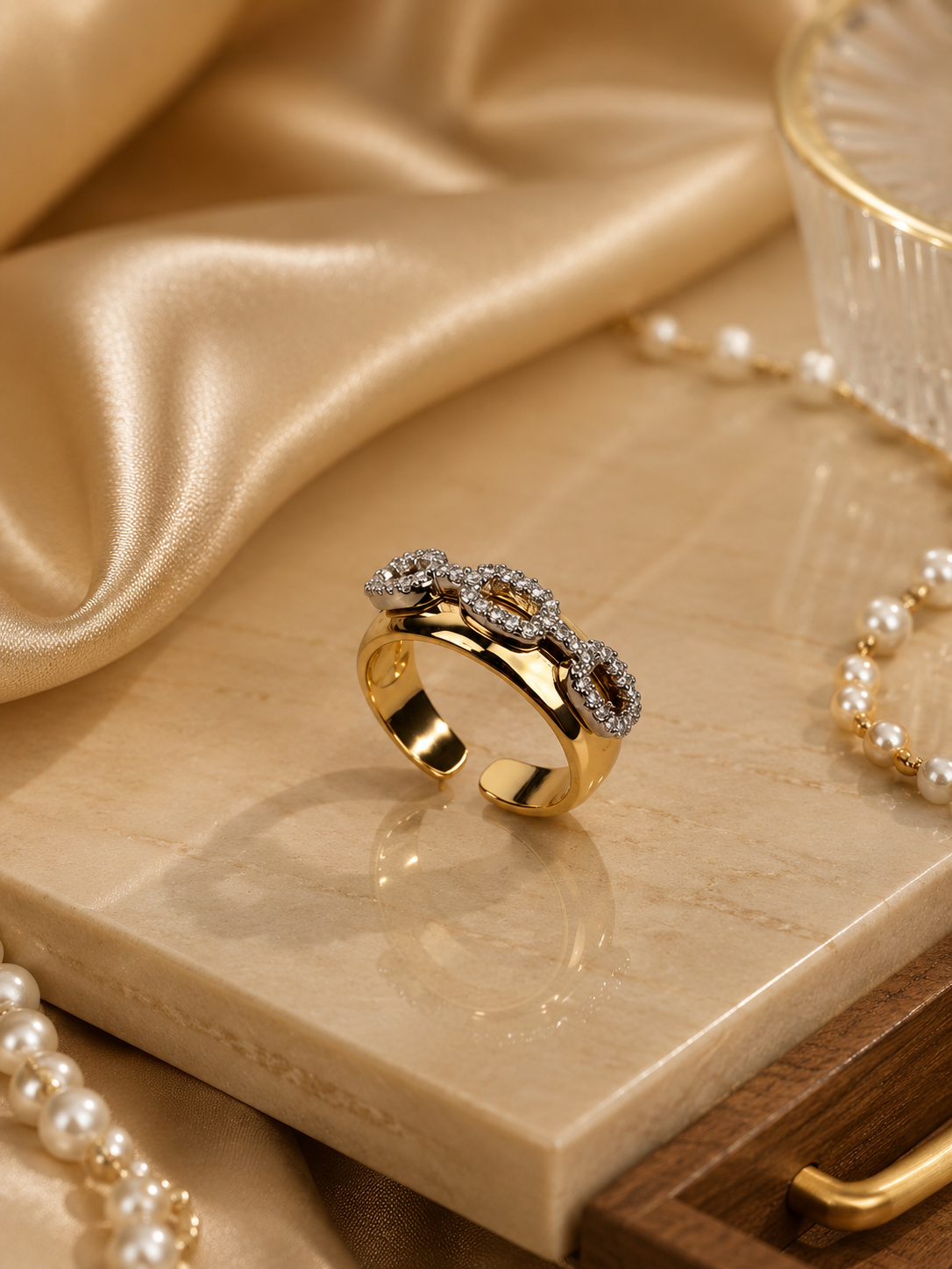 Monnaie Gold Coin Portrait Ring with CZ Border