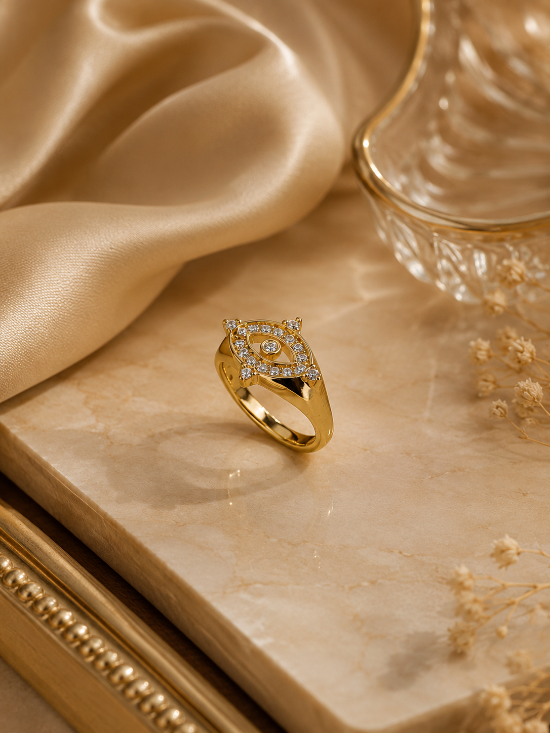 Sceau Pavé Round Signet Pink Ring in Gold