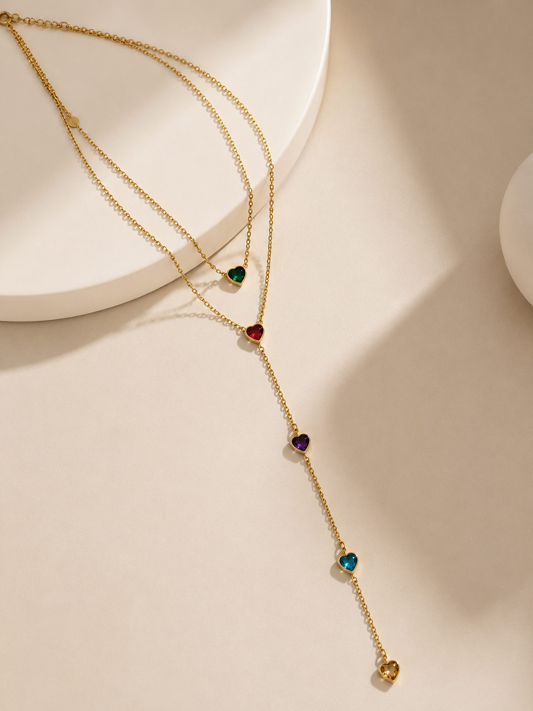Arc-en-Ciel Multicolor Heart Lariat Necklace in Gold